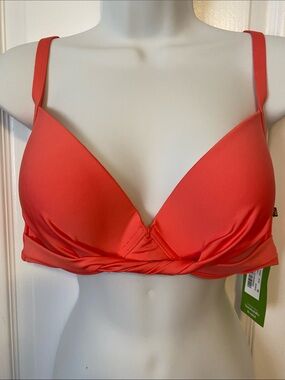 La Vie En Rose Coral Twist Underwire Bikini Top